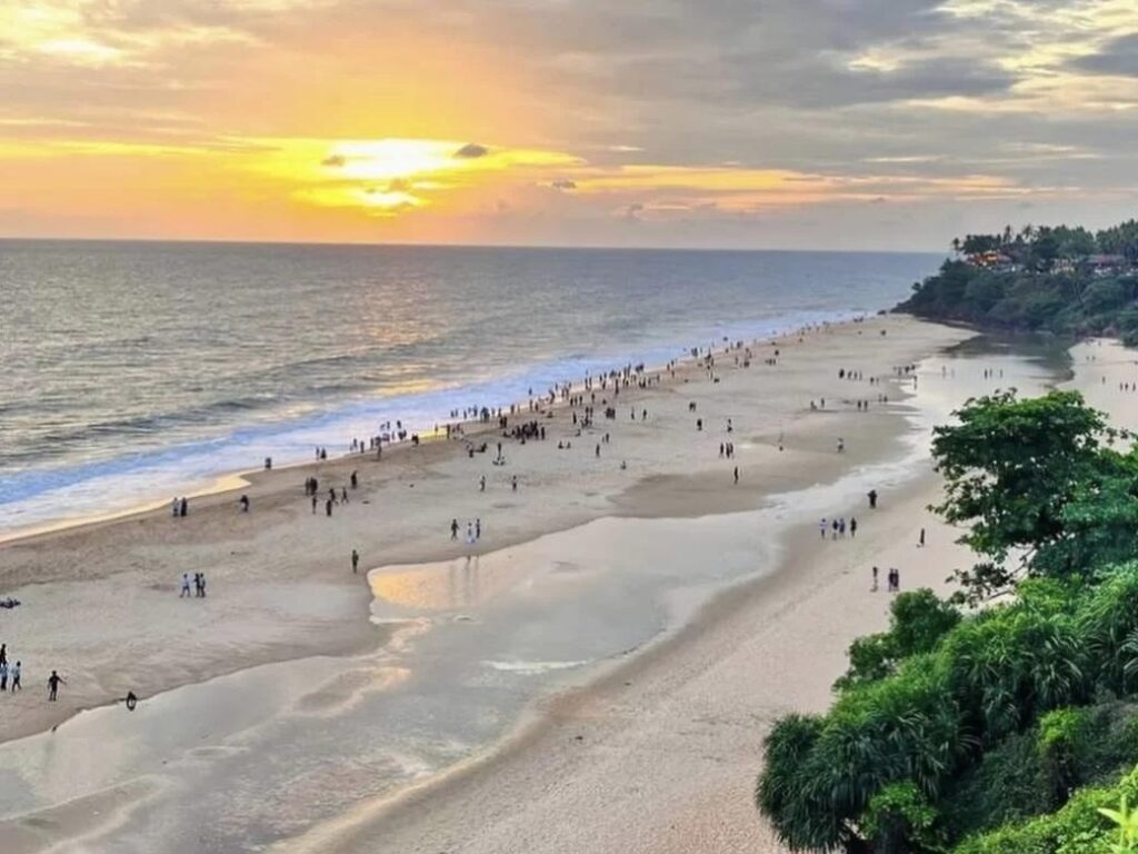 In Varkala, you can enjoy the beauty of the nature's cliffs, sunsets, and Ayurvedic healing